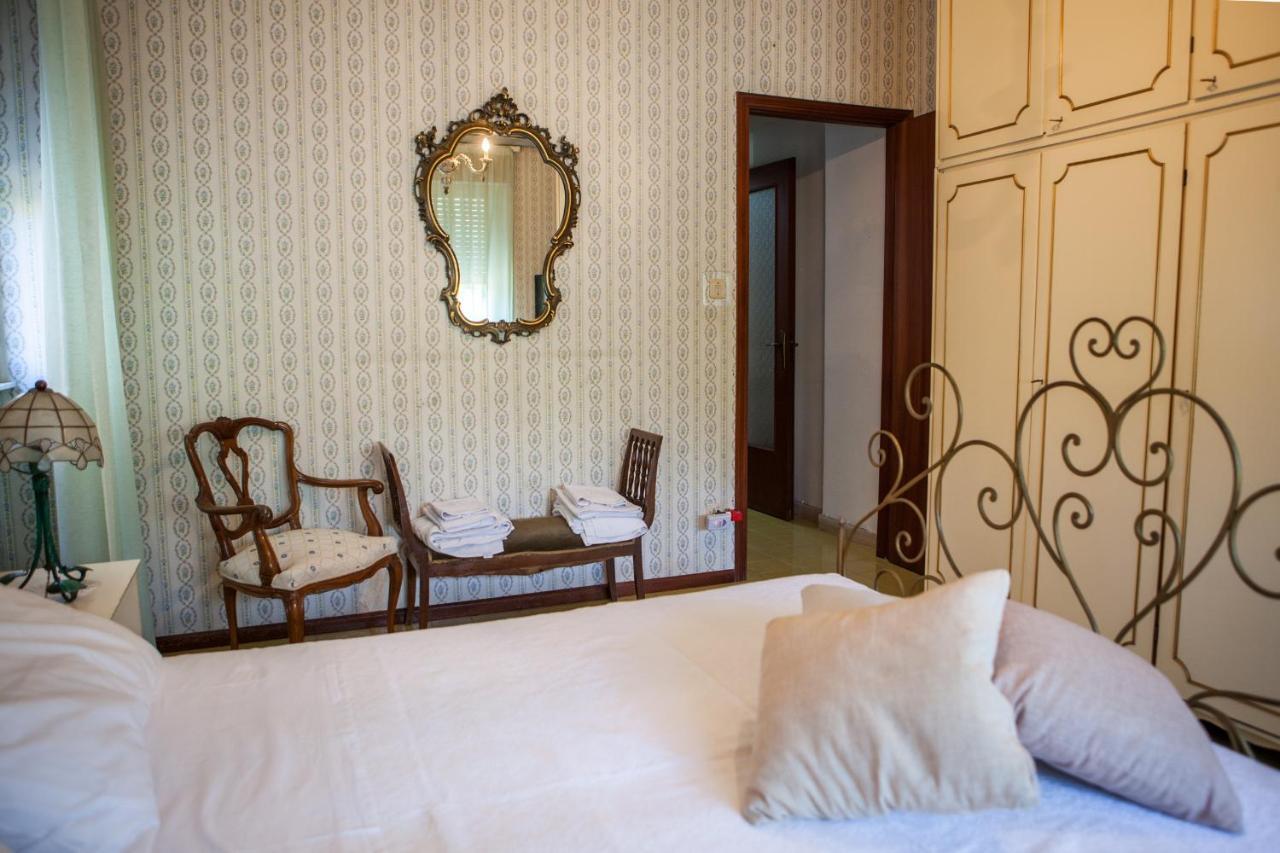 Un Tuffo Nella Baia Di Capomulini Bed & Breakfast Acireale Exterior foto
